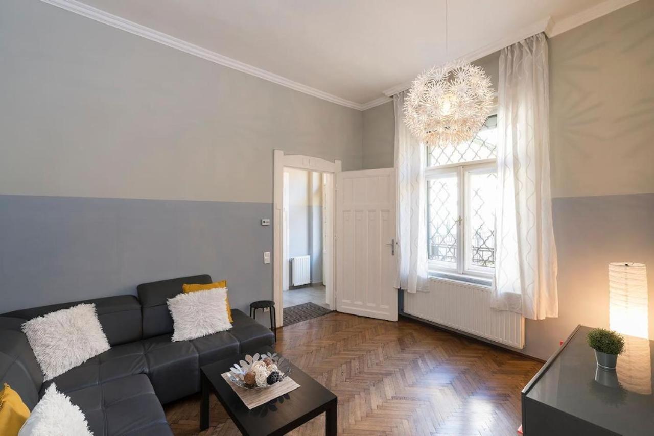 Vaci Street Apartments Budapest Ngoại thất bức ảnh